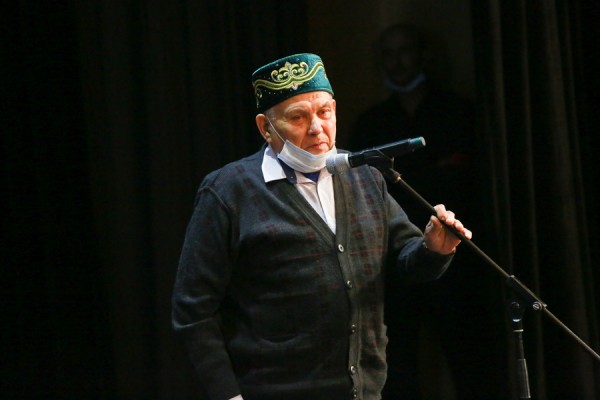 &laquo;Она была честью и совестью нашей эстрады&raquo;: Хамдуну Тимергалиеву похоронили на новом кладбище &laquo;Курган&raquo;