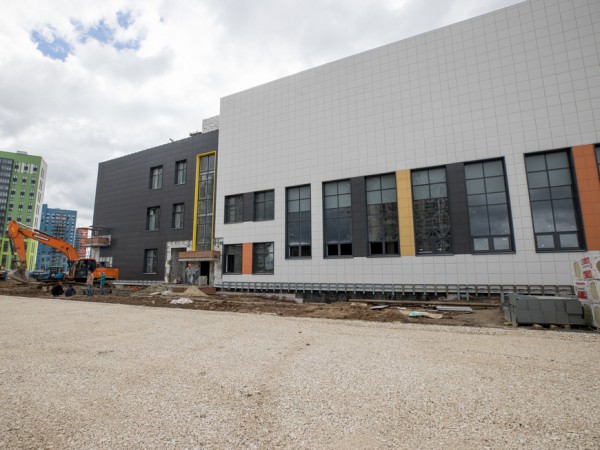 До конца 2020 года в ЖК &laquo;Салават купере&raquo; достроят еще одну школу на 1224 ученика