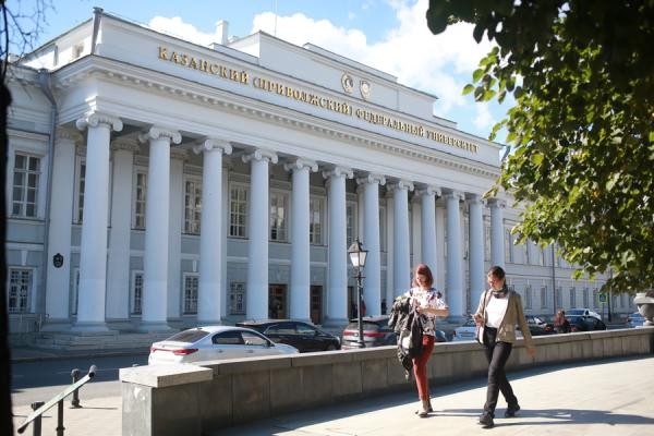 &laquo;Будем работать себе в убыток&raquo;: казанские вузы не стали поднимать цены за обучение выше 300 тысяч за год
