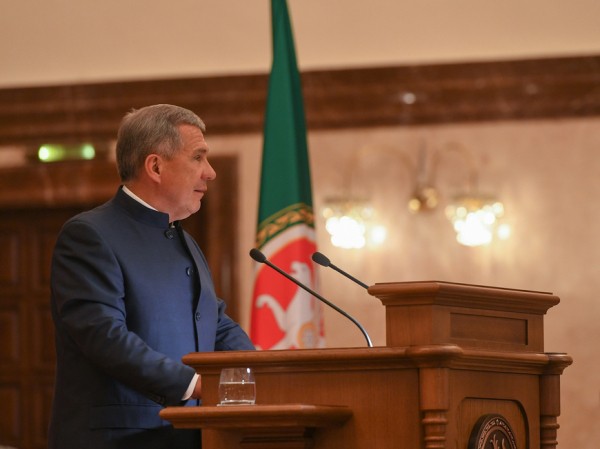 Рустам Минниханов объявил следующий год в Татарстане Годом родных языков и народного единства