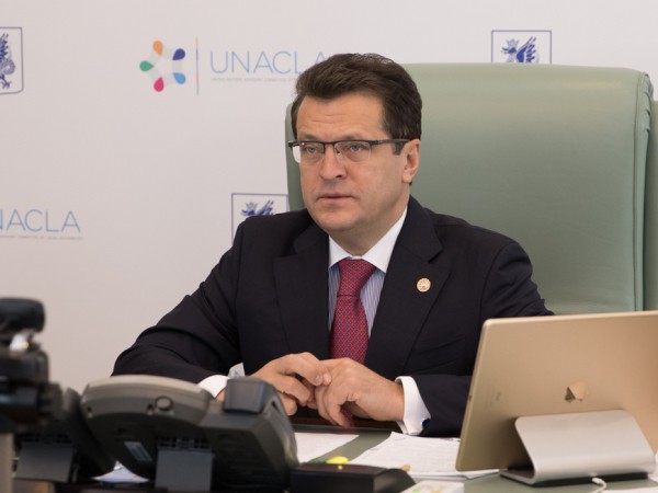 Мэр Казани Ильсур Метшин провел круглый стол в рамках форума Kazan Digital Week-2020