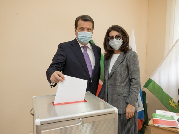 И.Метшин: &laquo;Дорогие казанцы, обязательно проголосуйте, выберите завтрашний день нашего города и любимой республики&raquo;