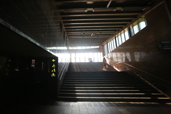 &laquo;Как будто не для людей делали, а для роботов!&raquo;: казанцы разделили мнение туристов об уродстве &laquo;Козьей слободы&raquo;