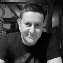 В Татарстане трое подростков задержаны по подозрению в убийстве таксиста. Его тело было найдено в багажнике