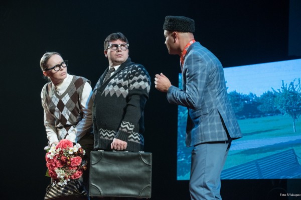 В театре Камала состоялась премьера спектакля "Женюсь.tat" (ФОТОРЕПОРТАЖ)