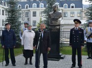 В МВД по Республике Татарстан состоялось открытие сквера и бюста министра внутренних дел ТАССР Салиха Зелялетдиновича Япеева