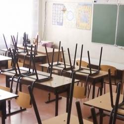 Мэр Москвы объявил о двухнедельных каникулах в школах из-за коронавируса