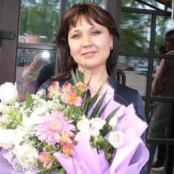 Кассирше, укравшей 25 млн рублей и сбежавшей с семьей, назначен реальный срок