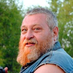 В Казани простились с легендой байкерского сообщества Виталием Хабибом: «Жуткое и нелепое событие» В Казани простились с легендой байкерского сообщества Виталием Хабибом: «Жуткое и нелепое событие»