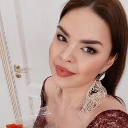 Алсу Валиуллина: "Я сделала вывод, что мой муж не опора, я не могу жить с ним до старости"