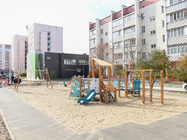 В Казани завершаются работы текущего года по республиканской программе &laquo;Наш двор&raquo;