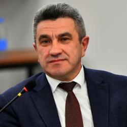 Ильсур Хадиуллин вступил в должность главы минобрнауки Татарстана