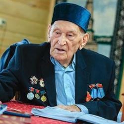 Ушел из жизни писатель Файзи Галиев