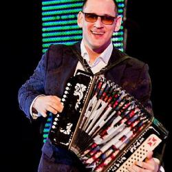 В Башкирии простились с известным баянистом-виртуозом Айнуром Фатиховым (ВИДЕО)