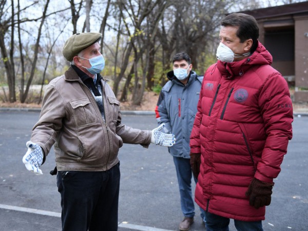 И.Метшин: «Для нас идеальный случай, когда жители сами говорят, что и как они хотят видеть в своем дворе» И.Метшин: «Для нас идеальный случай, когда жители сами говорят, что и как они хотят видеть в своем дворе»