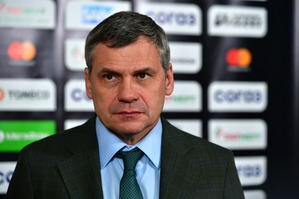 
              Дмитрий Квартальнов: &laquo;Ребята хорошо отреагировали на жёсткое поражение в Хабаровске&raquo;            