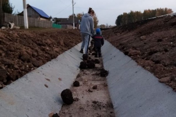 С ребенка в рост! Жители татарстанского села оказались заложниками ливнёвок