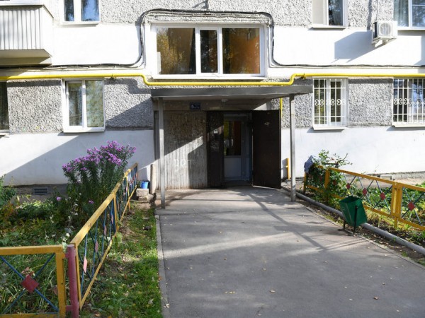 Д.Калинкин ознакомился с ходом капремонта многоквартирного дома №28 по ул.Мавлютова Д.Калинкин ознакомился с ходом капремонта многоквартирного дома №28 по ул.Мавлютова