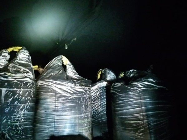 В Татарстане загорелся ангар с 500 тоннами аммиачной селитры