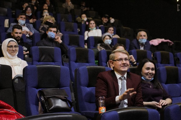 &laquo;То, что этот фильм дошел до киноэкрана &ndash; уже чудо!&raquo;: в Казани прошел предпремьерный показ фильма "Әпипә" (ФОТО)