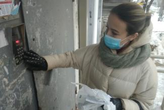 &laquo;Вчера было 15 адресов, а сегодня 46!&raquo;: добровольцы по доставке бесплатных лекарств больным ковидом в Казани сбиваются с ног 