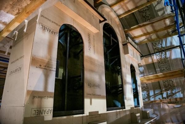 &laquo;В декабре начнут писать &laquo;Тайную вечерю&raquo;: в соборе Казанской иконы Божией Матери живописцы теперь - главные