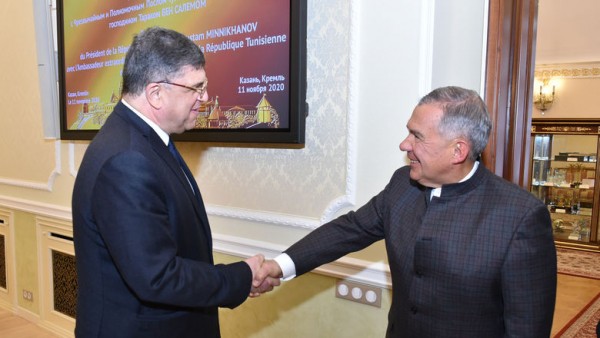 Минниханов: Нужно улучшать торговые отношения между Татарстаном и Тунисом