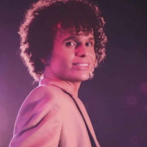 Как звезда &laquo;Үзгәреш җиле&raquo; стал заслуженным артистом Татарстана