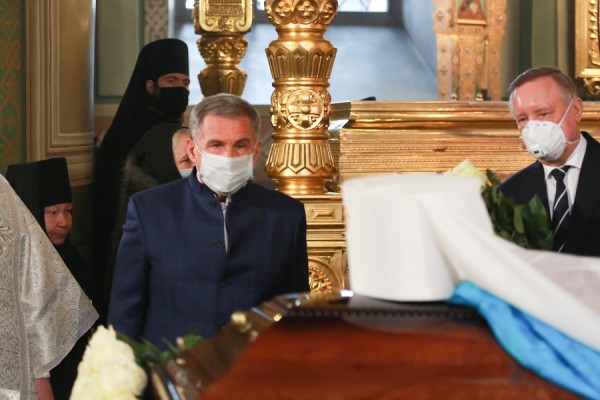 Митрополит Феофан обрел вечный покой в воссозданном им соборе