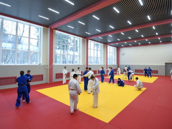 В казанской спортивной школе олимпийского резерва &laquo;Тасма&raquo; капитально отремонтировали зал дзюдо и заменили беговые дорожки