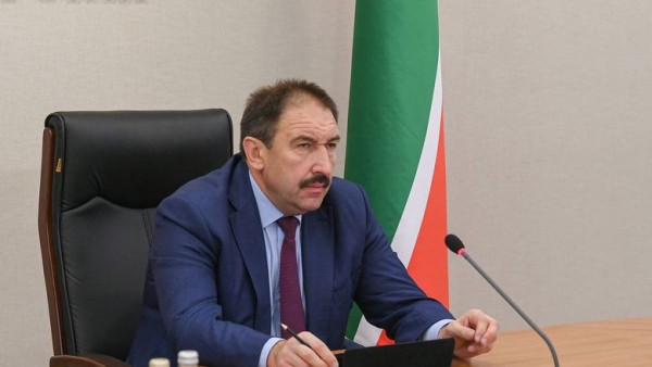 Песошин выделил дополнительно 1,8 млрд рублей на качественное жилье в Татарстане Песошин выделил дополнительно 1,8 млрд рублей на качественное жилье в Татарстане