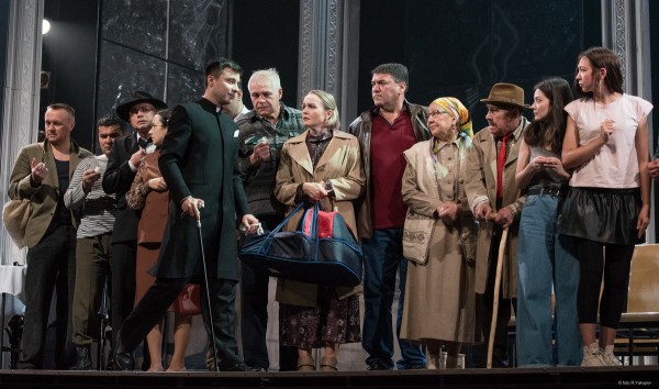 В театре Камала состоялась премьера спектакля "На закате" (ФОТО) В театре Камала состоялась премьера спектакля "На закате" (ФОТО)