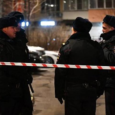 В Татарстане мужчину избили до смерти и затащили в лифт