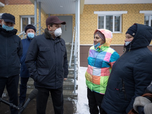 В Казани сдали очередной долгострой «Фона» – второй дом ЖК «Молодежный» В Казани сдали очередной долгострой «Фона» – второй дом ЖК «Молодежный»