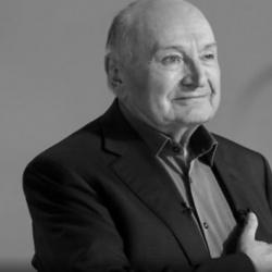 Ушел из жизни Михаил Жванецкий Ушел из жизни Михаил Жванецкий