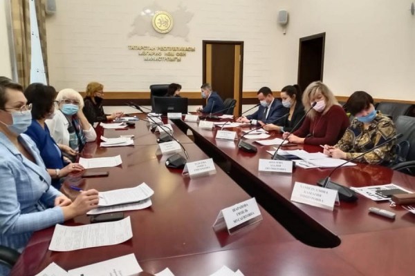 Жители Татарстана попросили минобр оградить школьников от влияния криминала