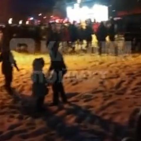 &laquo;Непроветриваемый сарай&raquo;: казанец пожаловался на столпотворение возле домика Деда Мороза в Дербышках