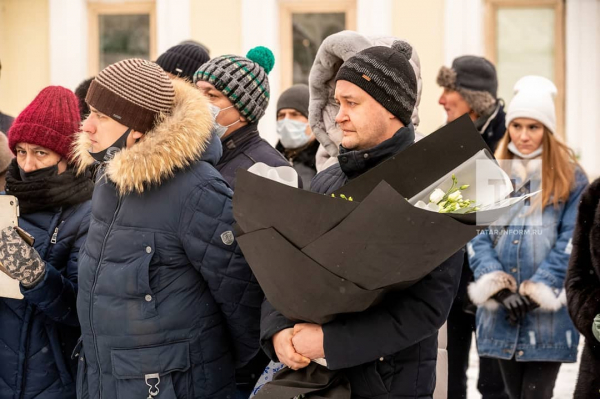 В Казани проводили в последний путь Камиля Файзрахманова (ФОТО, ВИДЕО)