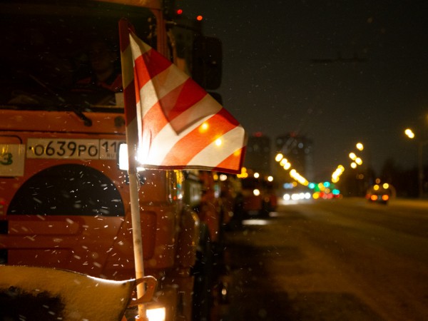 327 единиц спецтехники выйдут на уборку улиц Казани от снега этой ночью 327 единиц спецтехники выйдут на уборку улиц Казани от снега этой ночью