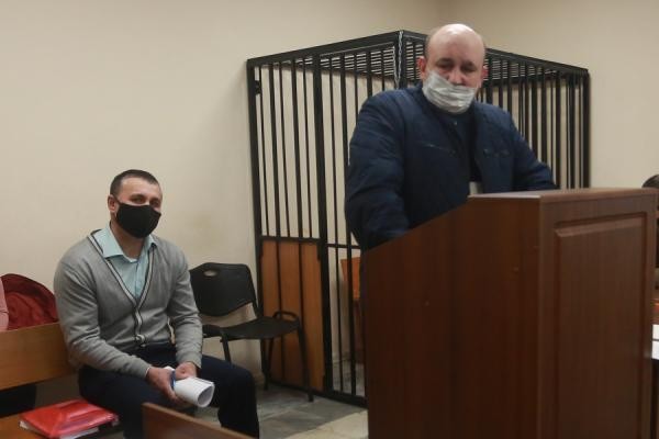 &laquo;Какая дубинка? Только жезл&raquo;: в Казани гаишник не признает вину в том, что сломал череп пассажиру легковушки