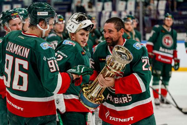 
              Хоккеисты-волонтёры, буллит-парашют, Капитан Татарстан. Итоги года-2020!              