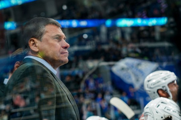 
              Дмитрий Квартальнов: &laquo;Ребята &ndash; молодцы, всех с наступающим&raquo;            