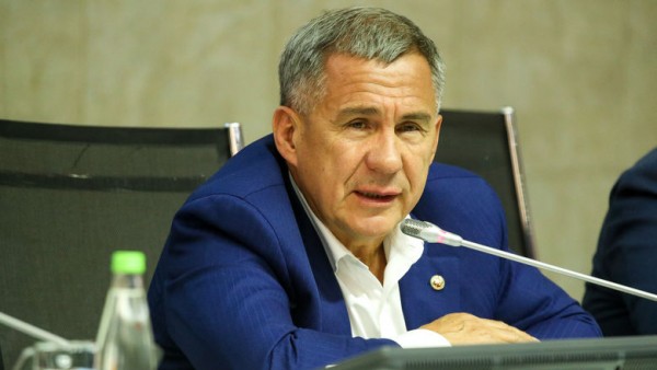 Минниханов: На новогодних мероприятиях должны соблюдаться все антиковидные меры