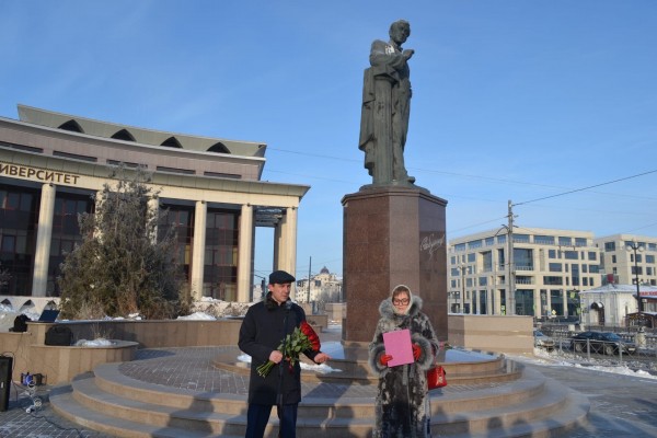В день рождения Салиха Сайдашева прошло торжественное возложение цветов к памятнику композитора (ФОТО)