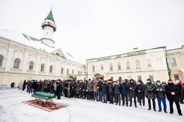 В Казани проводили в последний путь Камиля Файзрахманова (ФОТО, ВИДЕО)