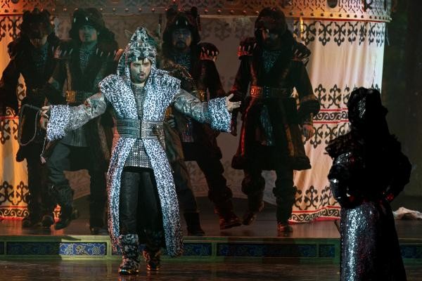 «Ну просто Бродвей!»: в Казани представили первый татарский мюзикл «Ну просто Бродвей!»: в Казани представили первый татарский мюзикл