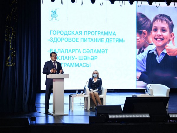 И.Метшин: &laquo;Неужели мы вместе с родителями не решим, как от плиты до стола донести обед горячим&raquo;