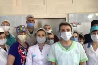 Медики психбольницы в Казани, недовольные «ковидными» выплатами, обвинили главврача в самоуправстве, а он их - в саботаже Медики психбольницы в Казани, недовольные «ковидными» выплатами, обвинили главврача в самоуправстве, а он их - в саботаже