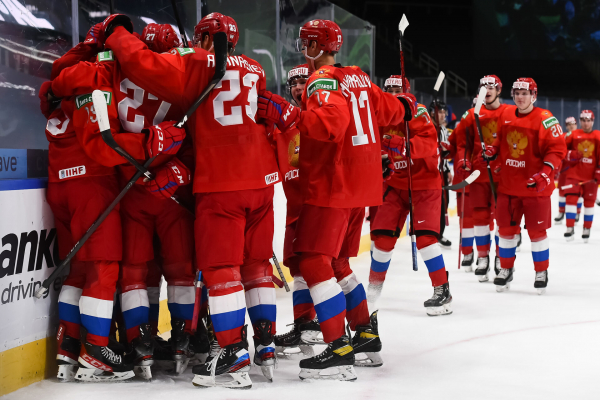 Голевой пас Князева помог сборной России победить шведов
Голевой пас Князева помог сборной России победить шведов
