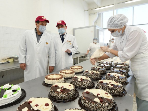 Ильсур Метшин ознакомился с работой казанского булочно-кондитерского комбината